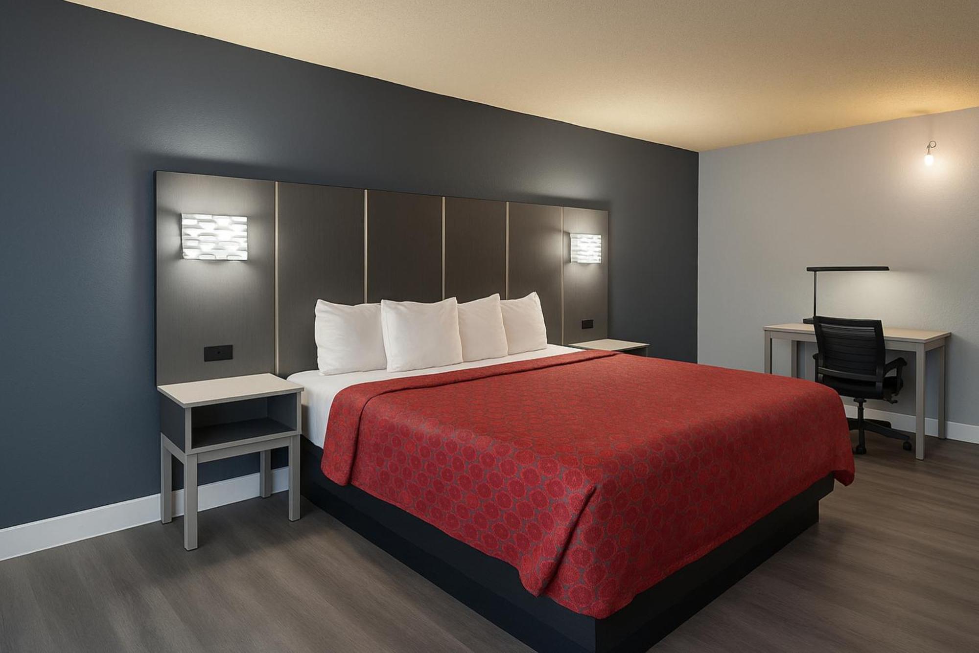 Key Hotel 2*